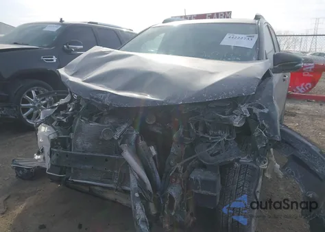 2014 Toyota Rav4 Xle z USA, uszkodzony, nr VIN 2T3RFREV2EW129343